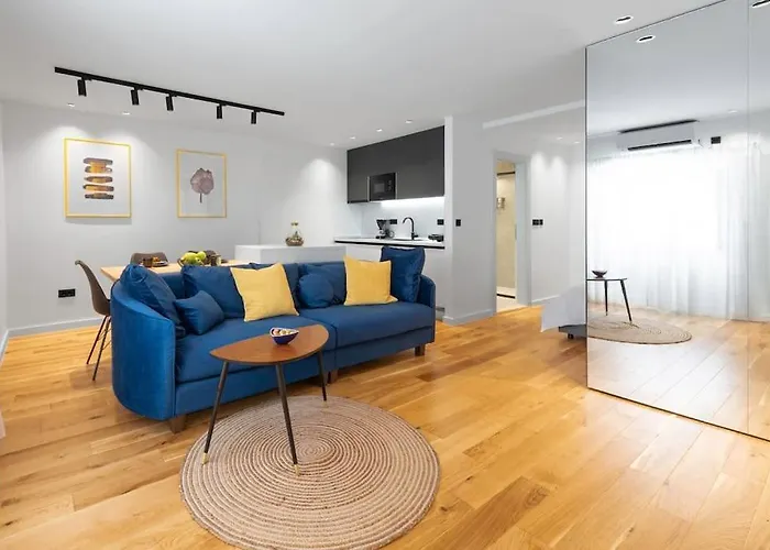 Old Town Finesse Apartamento *